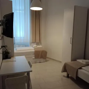 2* Guest house Ch-hotel Luka Budget