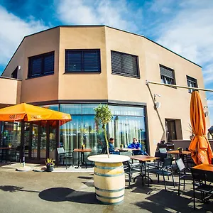 Cafe-restaurant Leo Hotel Kalsdorf bei Graz