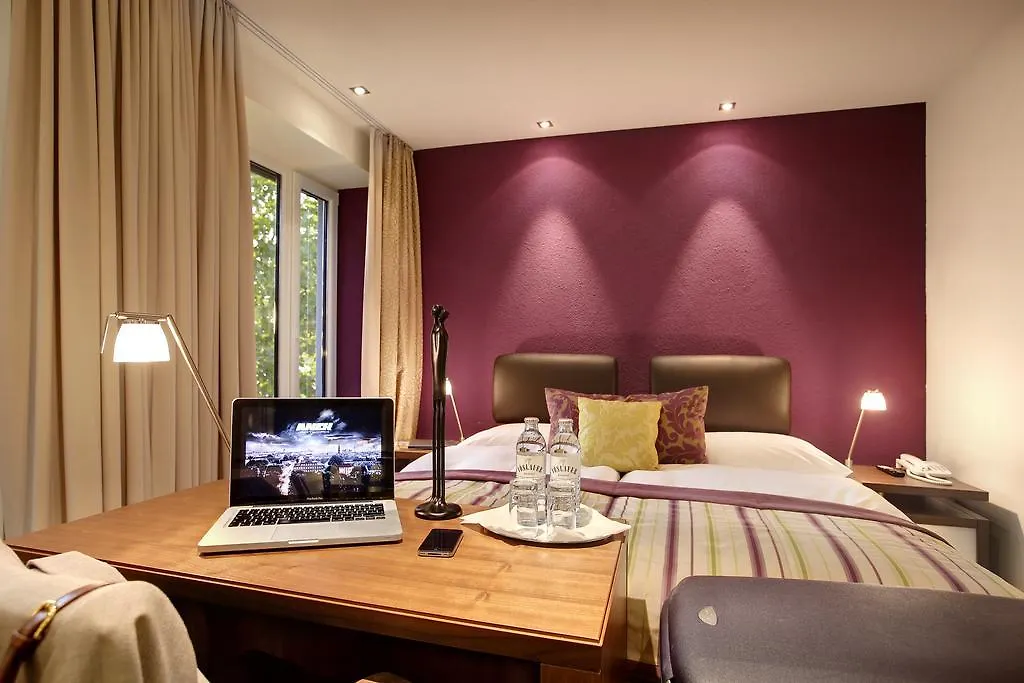 Strandhotel Alte Donau Vienna 4*,  Austria